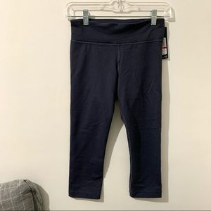 NEW UNDER ARMOUR HIGH WAIST CAPRI LEGGINGS GREY